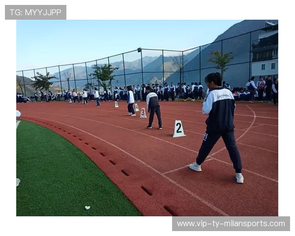 网球长回合双方咬牙死磕,极限对决与无限毅力的较量 网球长回合双方咬牙死磕,极限对决与无限毅力的较量