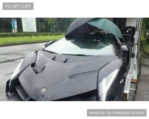 赛车手雨战疯狂超车，观众直呼太刺激