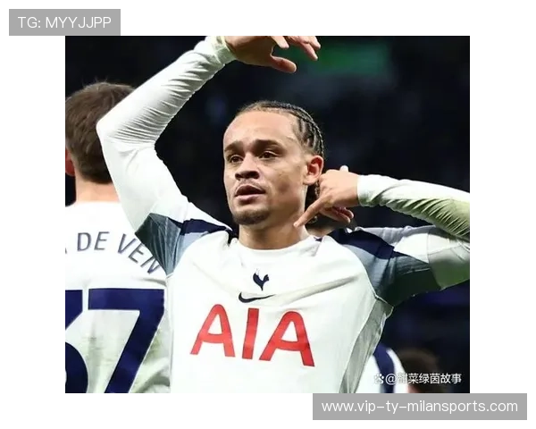 侮辱式换人！热刺6500万队史标王西蒙斯12场0球1助，表现令人失望的悲情之路