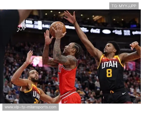 米切尔突破分球流畅，爵士进攻多点开花